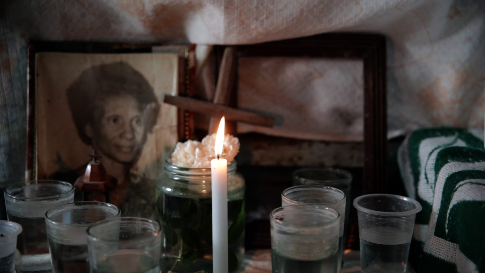 copy of unasolasangre.still008